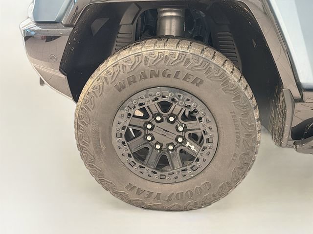 New 2024 GMC Hummer EV 3X w/ Omega Edition image 28