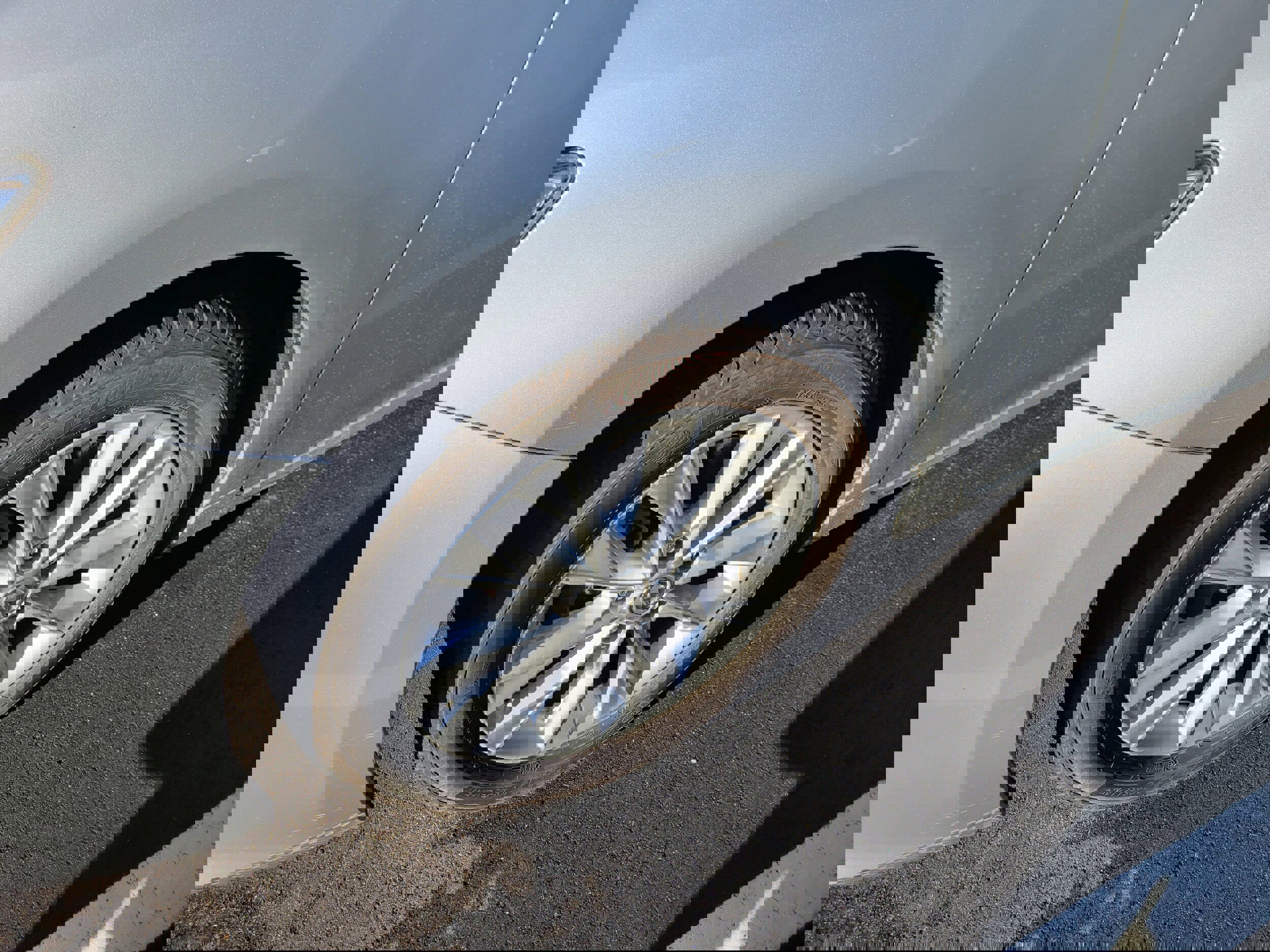 Used 2013 Lexus ES 300h image 10