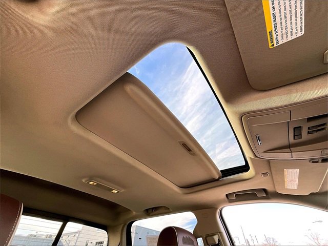 Used 2018 Chevrolet Silverado 3500 High Country w/ Duramax Plus Package image 21