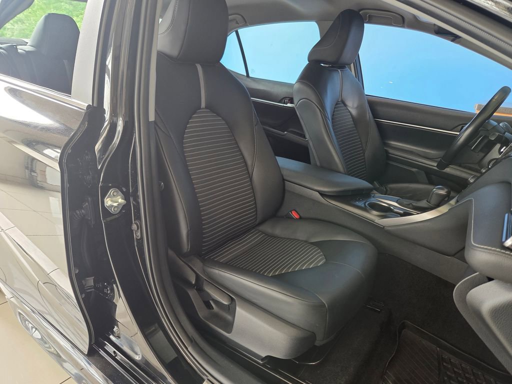 Used 2023 Toyota Camry SE FWD image 22