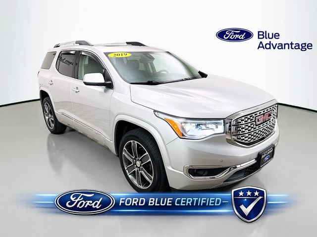 Used 2019 GMC Acadia Denali w/ Technology Package FWD image 1