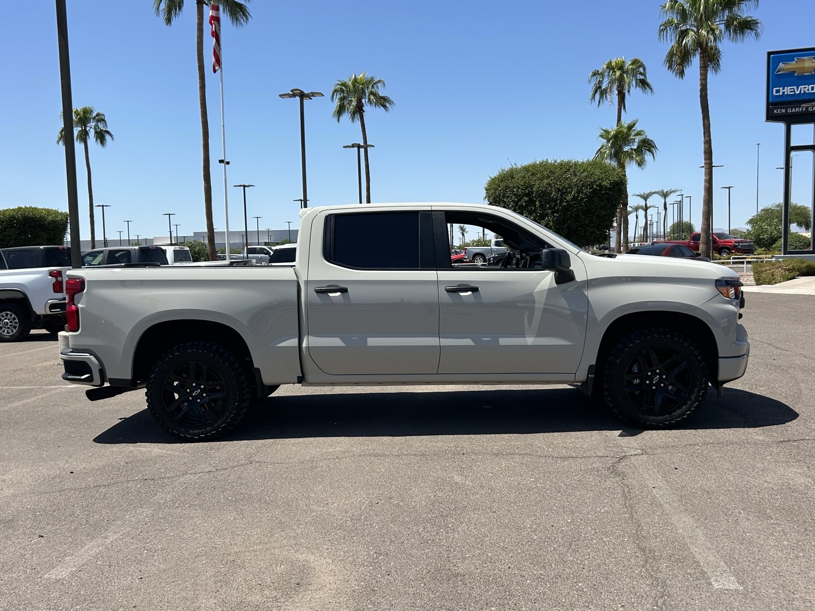 Used 2026 Chevrolet Silverado 1500 Custom RWD image 6