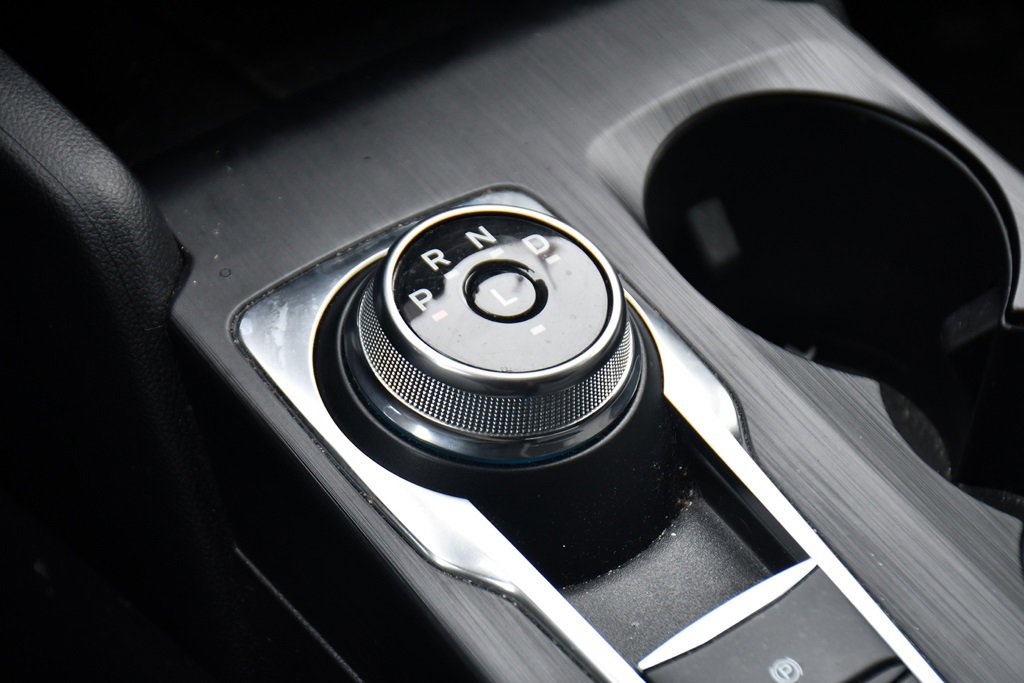 Used 2022 Ford Escape SE image 31