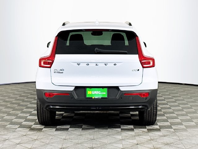 Used 2026 Volvo XC40 B5 Plus AWD/4WD image 7