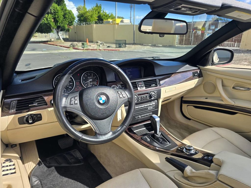 Used 2012 BMW 328i Convertible RWD image 18