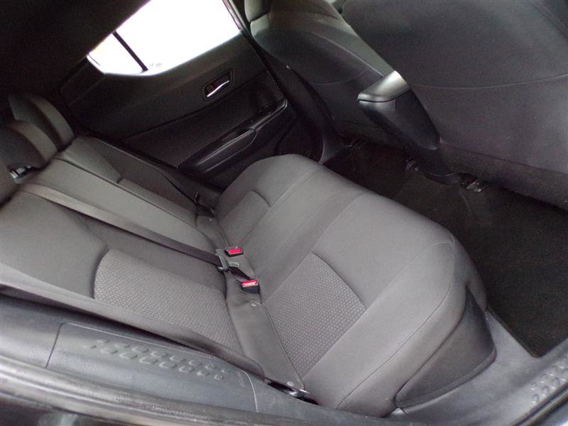 Used 2018 Toyota C-HR XLE image 22