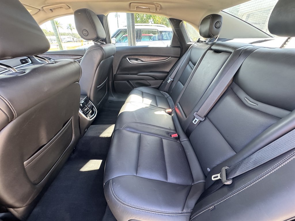 Used 2018 Cadillac XTS Luxury FWD image 12