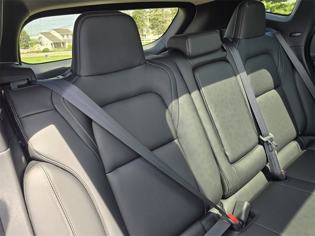 New 2025 Nissan Murano SL image 12