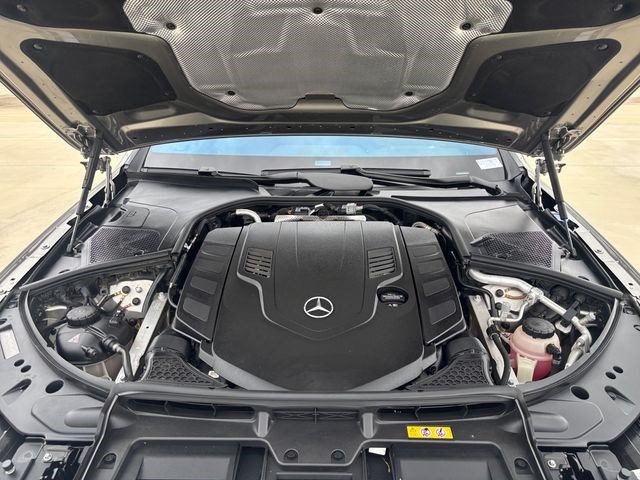 Used 2025 Mercedes-Benz Maybach S 580 4MATIC image 19