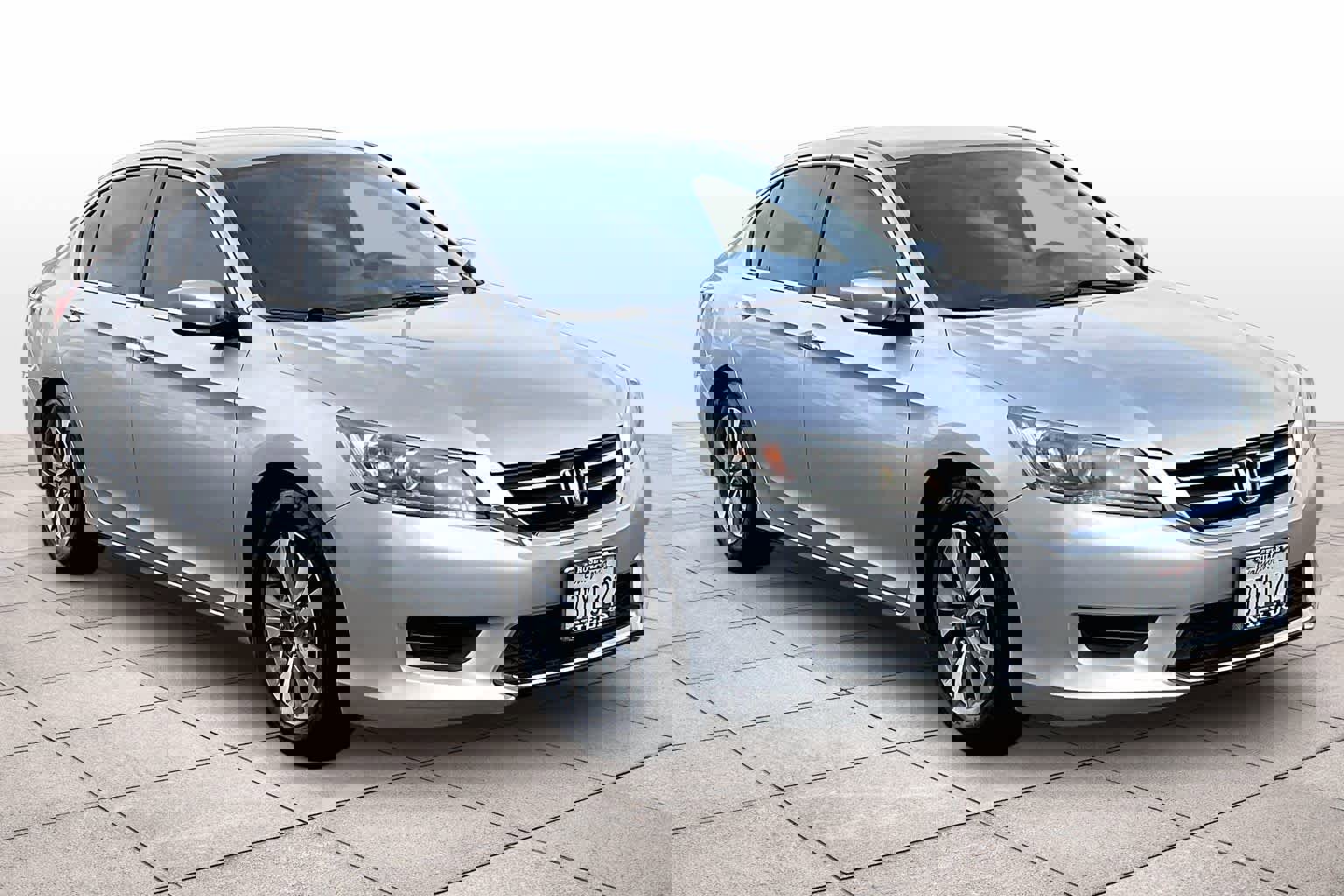 Used 2013 Honda Accord LX image 2