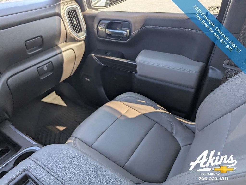 Used 2020 Chevrolet Silverado 1500 LT Trail Boss AWD/4WD image 17
