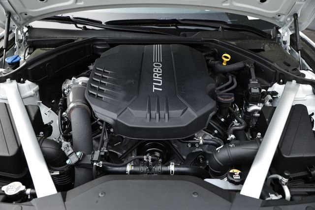 New 2025 Genesis G70 3.3T Advanced w/ Sport Prestige Package image 15