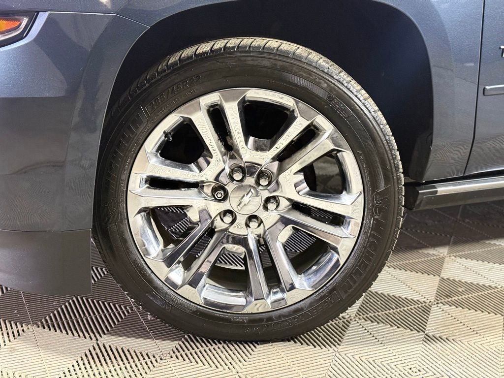 Used 2019 Chevrolet Tahoe Premier w/ Premier Plus Edition AWD/4WD image 2