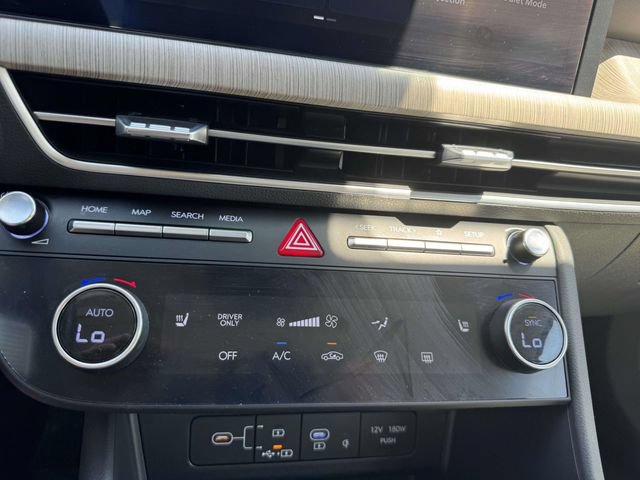 Used 2025 Hyundai Sonata SEL FWD image 30