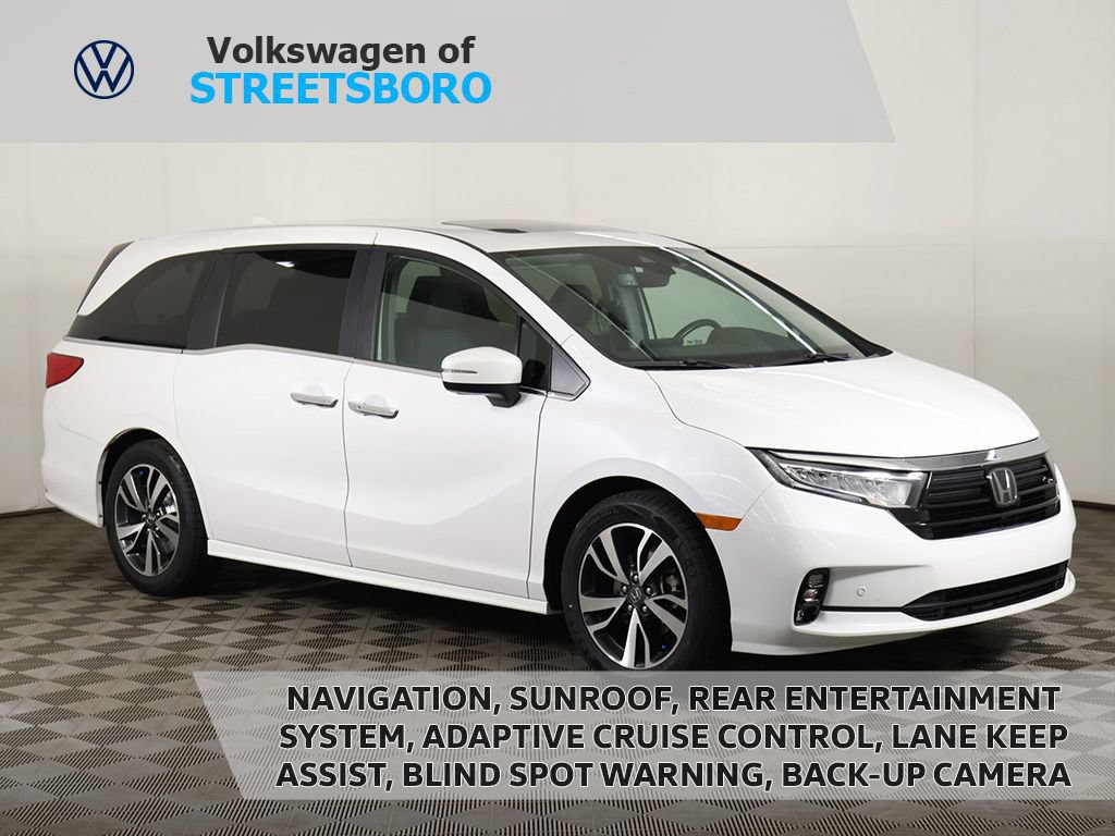 Used 2024 Honda Odyssey Touring image 1