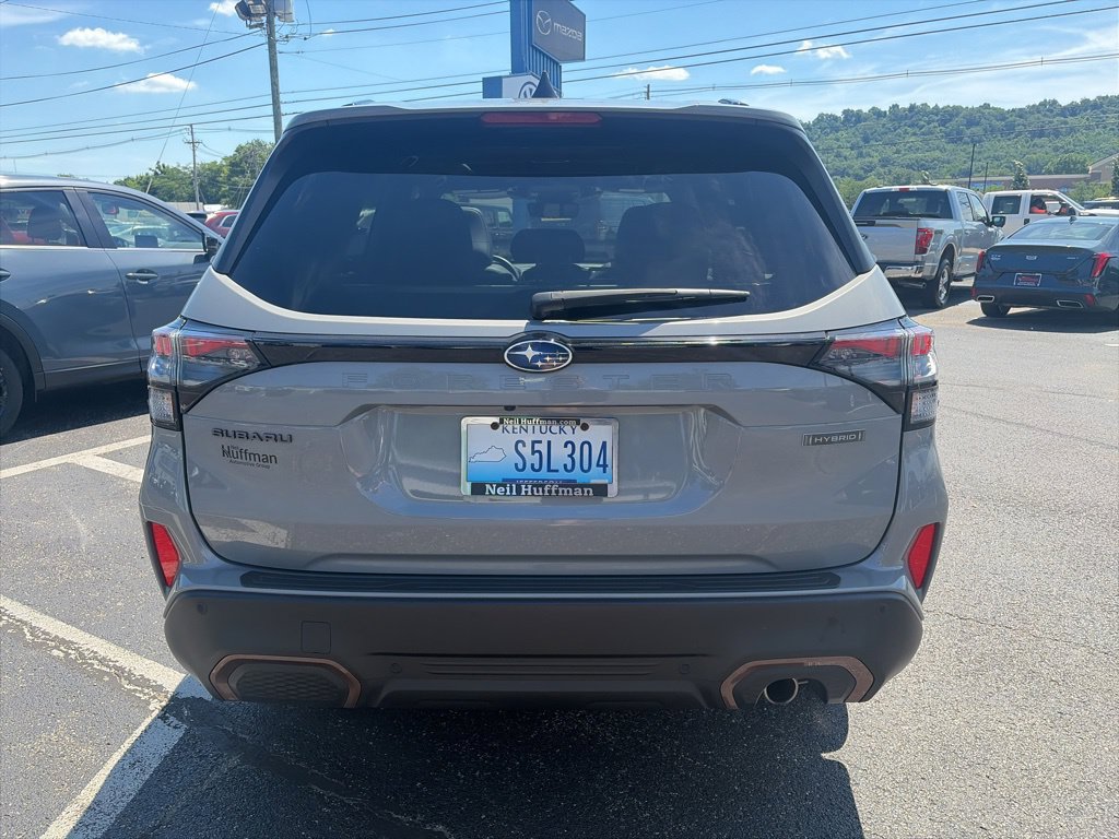 Used 2025 Subaru Forester Sport AWD/4WD image 6