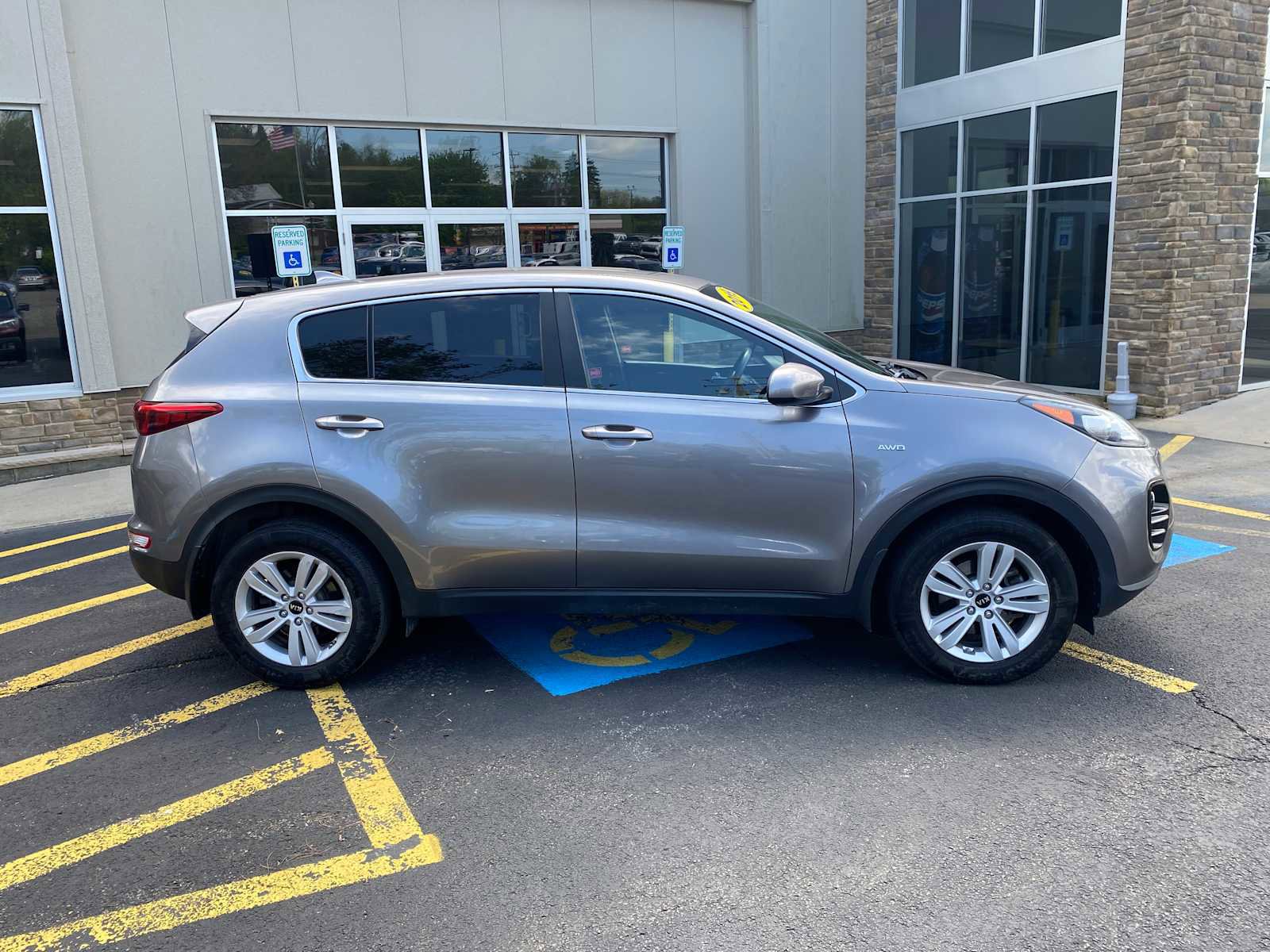 Used 2019 Kia Sportage LX AWD/4WD image 14