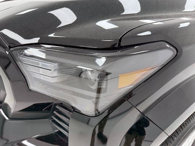 Used 2025 Toyota Tacoma SR5 image 6