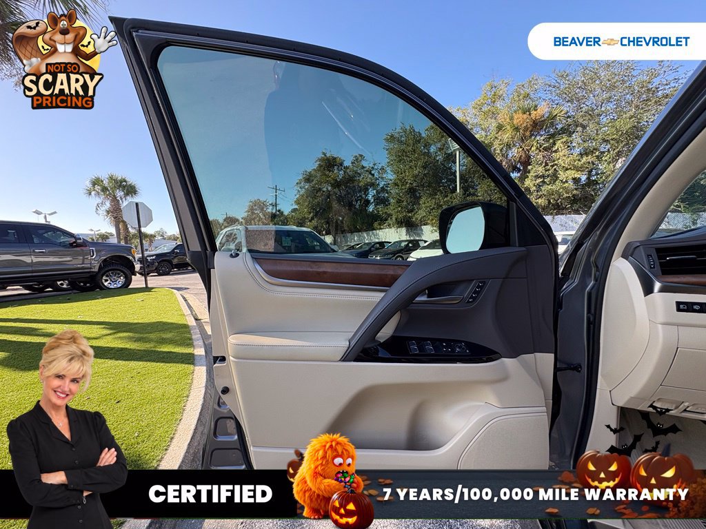Used 2020 Lexus LX 570 4WD w/ Luxury Package image 39