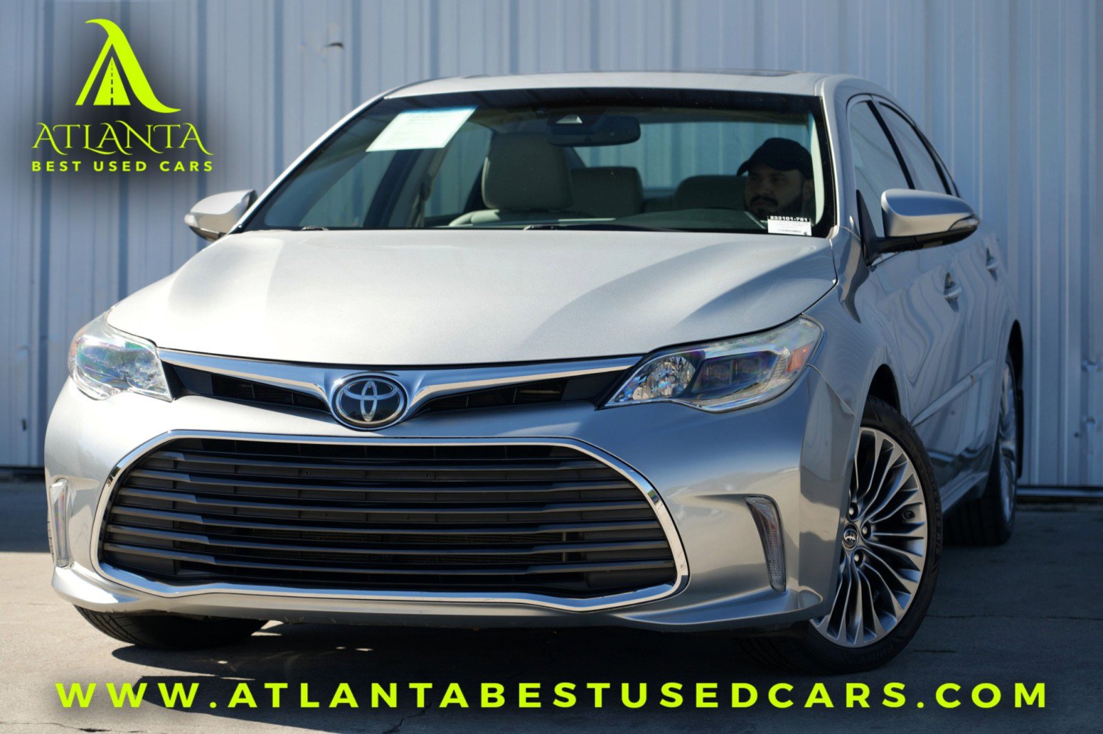 Used 2016 Toyota Avalon Limited w/ Toyota Safety Sense Package image 1