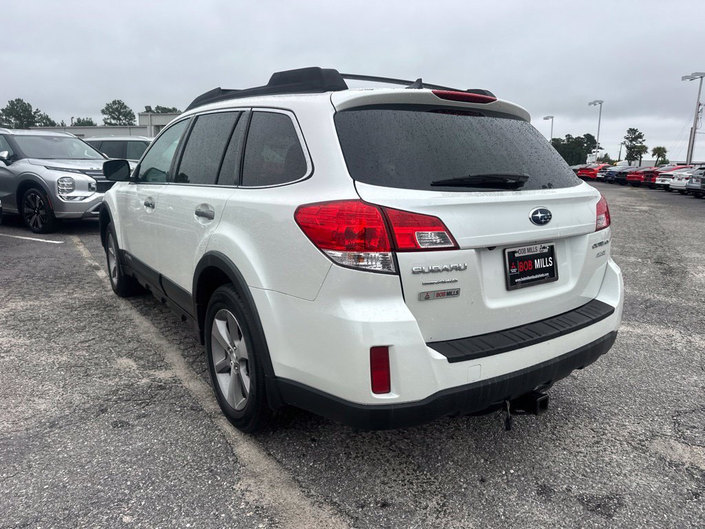 Used 2014 Subaru Outback 2.5i Limited AWD/4WD image 5