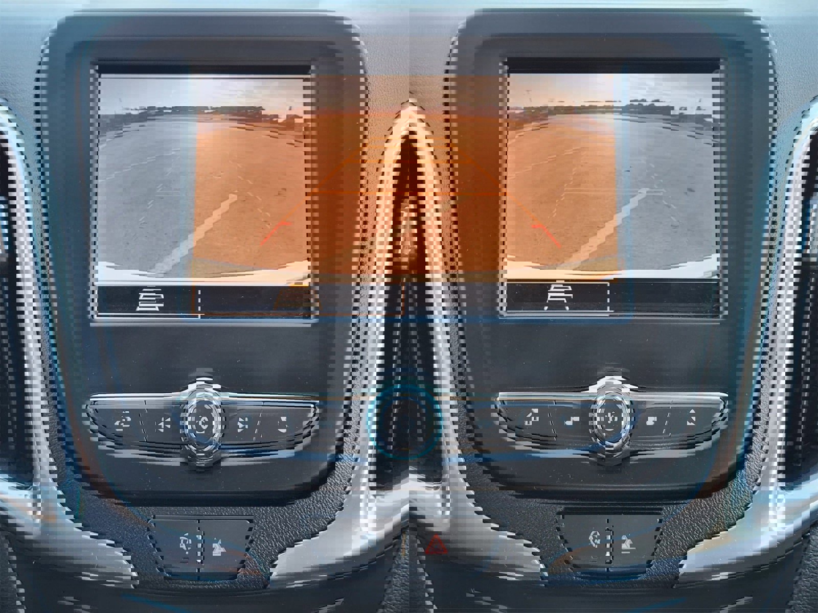 Used 2023 Chevrolet Equinox LT image 18