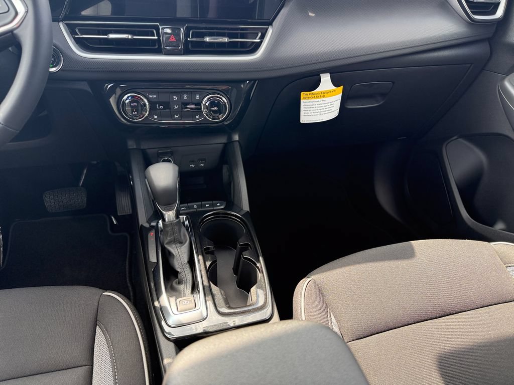 New 2026 Chevrolet TrailBlazer LT w/ Convenience Package FWD image 11
