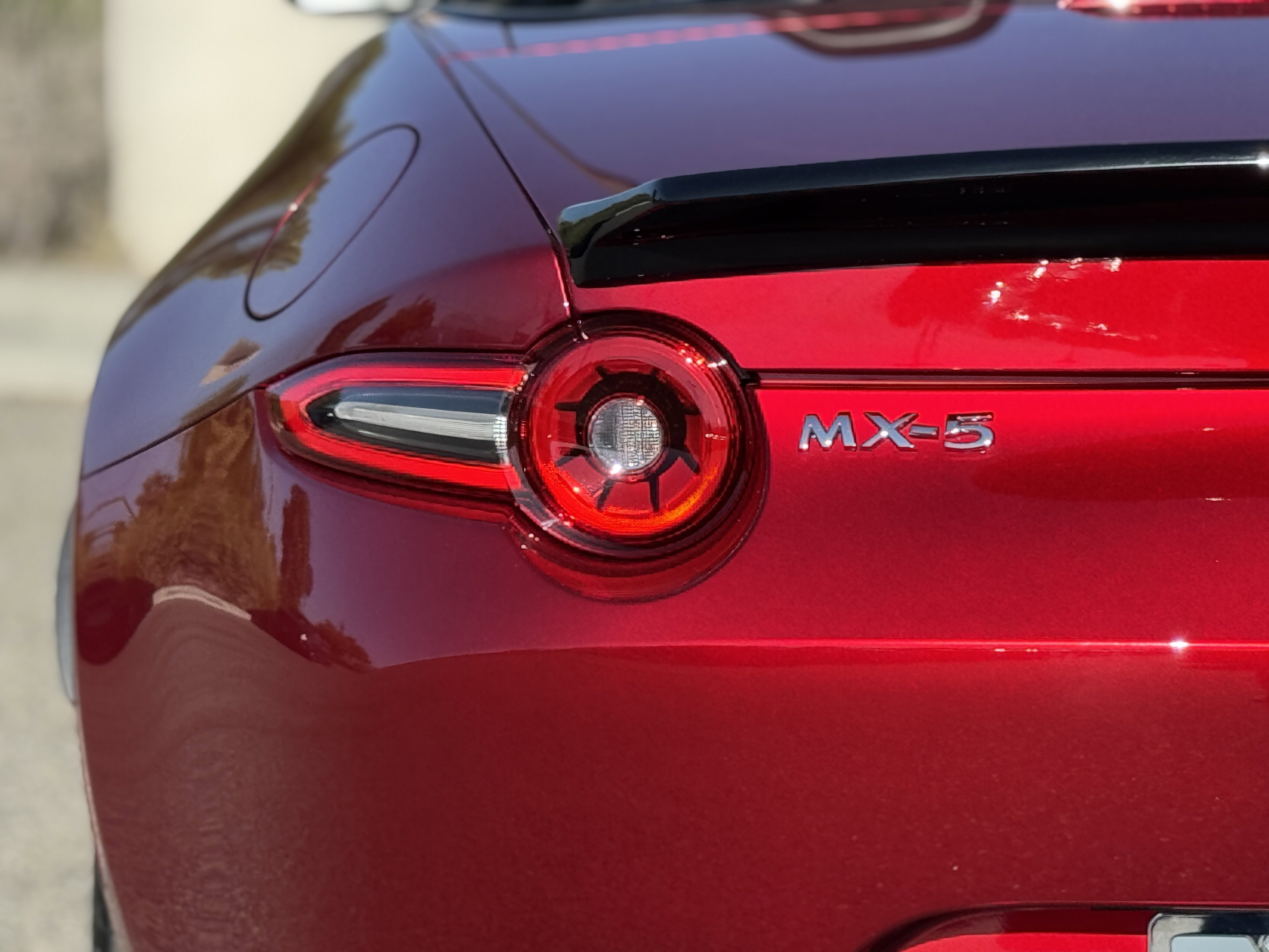 Used 2024 MAZDA MX-5 Miata Sport image 11