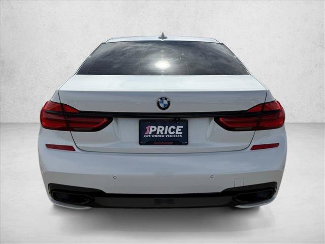 Used 2019 BMW 740i w/ M Sport Package RWD image 6