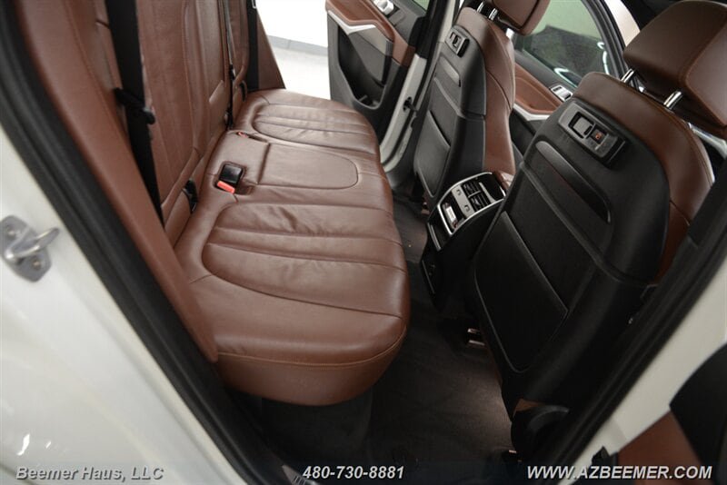 Used 2019 BMW X5 xDrive40i w/ M Sport Package AWD/4WD image 27