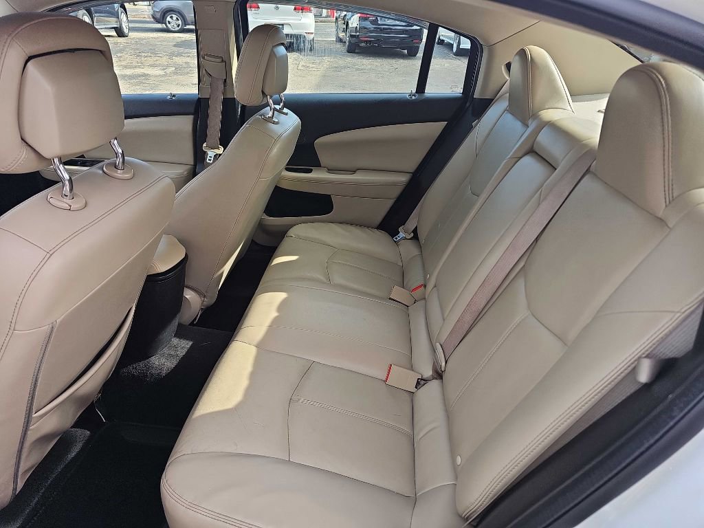Used 2012 Chrysler 200 Limited image 12