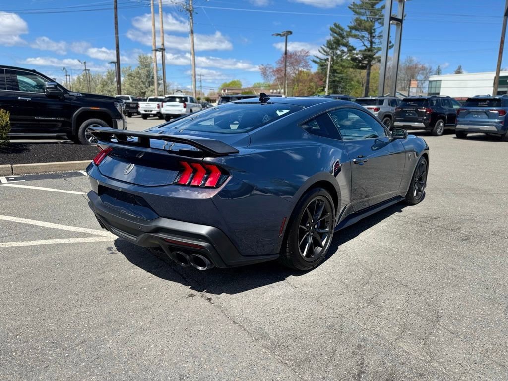 Used 2024 Ford Mustang Dark Horse RWD image 7