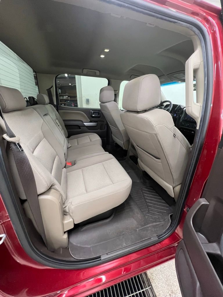 Used 2018 Chevrolet Silverado 1500 LT w/ Texas Edition AWD/4WD image 8