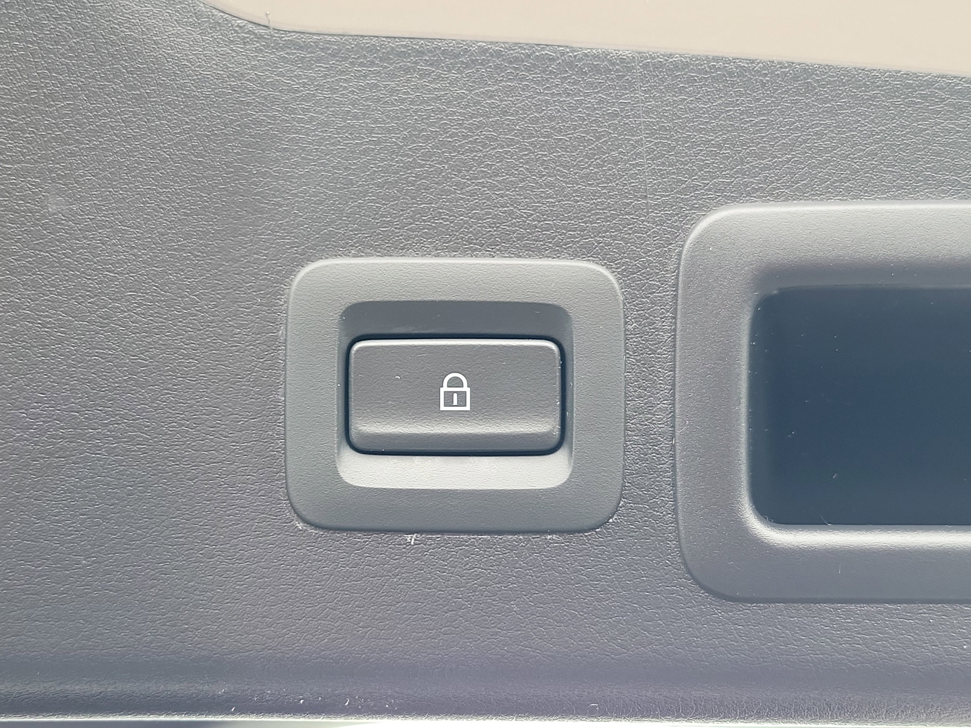 Used 2024 MAZDA MAZDA3 s image 10