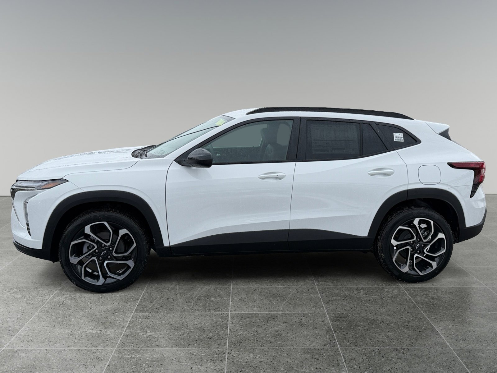 New 2026 Chevrolet Trax RS w/ Driver Confidence Package FWD image 2