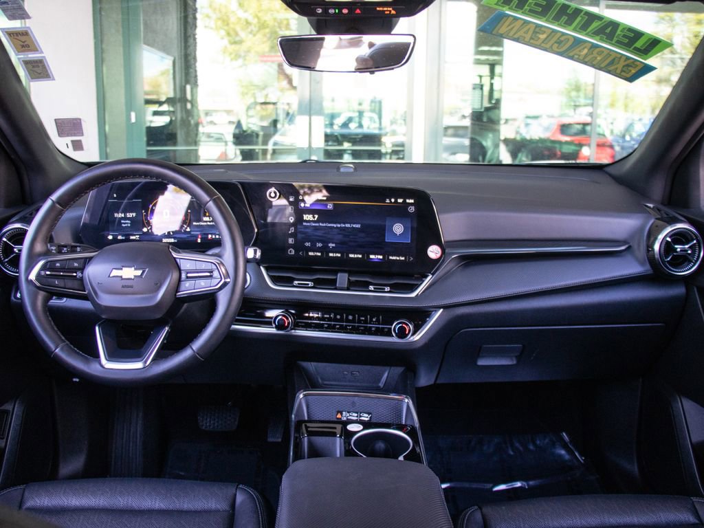 Used 2025 Chevrolet Equinox LT w/ Convenience Package II image 15