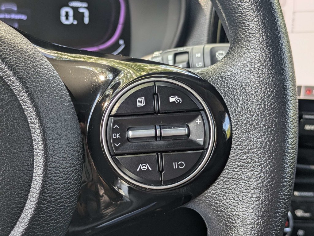 Used 2023 Kia Soul S FWD image 20