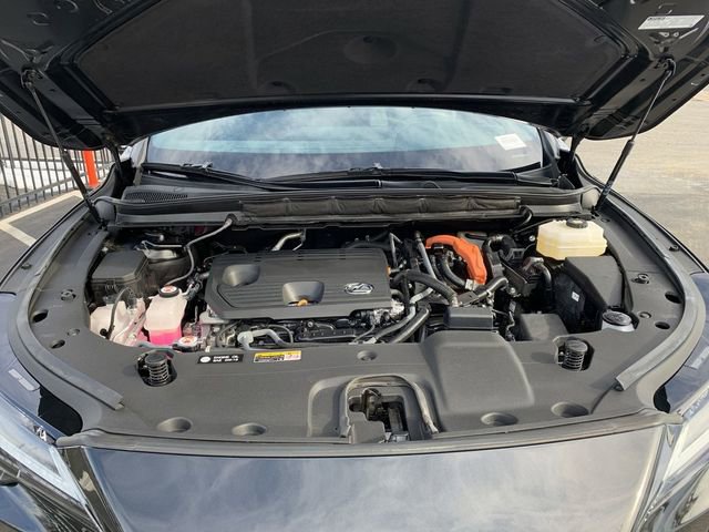 Used 2024 Lexus RX 350h w/ Convenience Package image 16