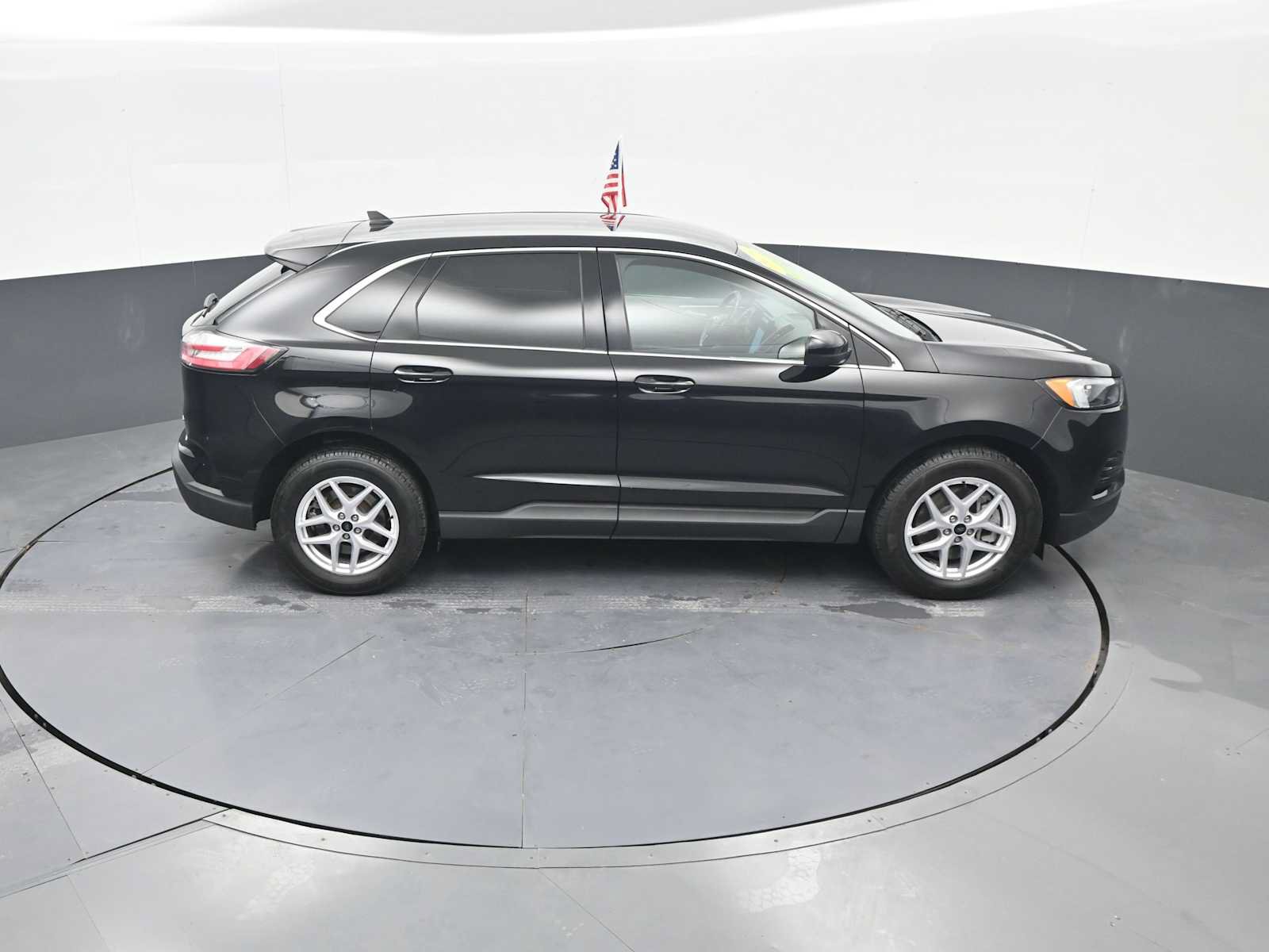 Used 2023 Ford Edge SEL AWD/4WD image 36
