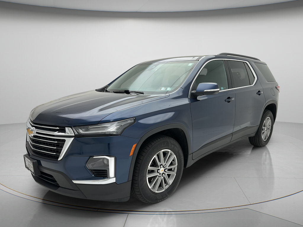 Used 2023 Chevrolet Traverse LT AWD/4WD image 3