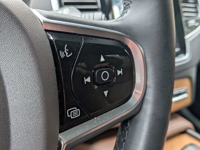 Certified 2023 Volvo XC90 T8 Plus image 22