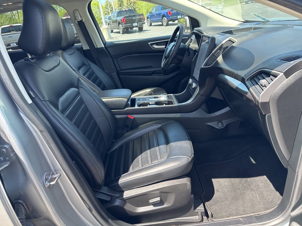 Used 2023 Ford Edge SEL w/ Convenience Package AWD/4WD image 12