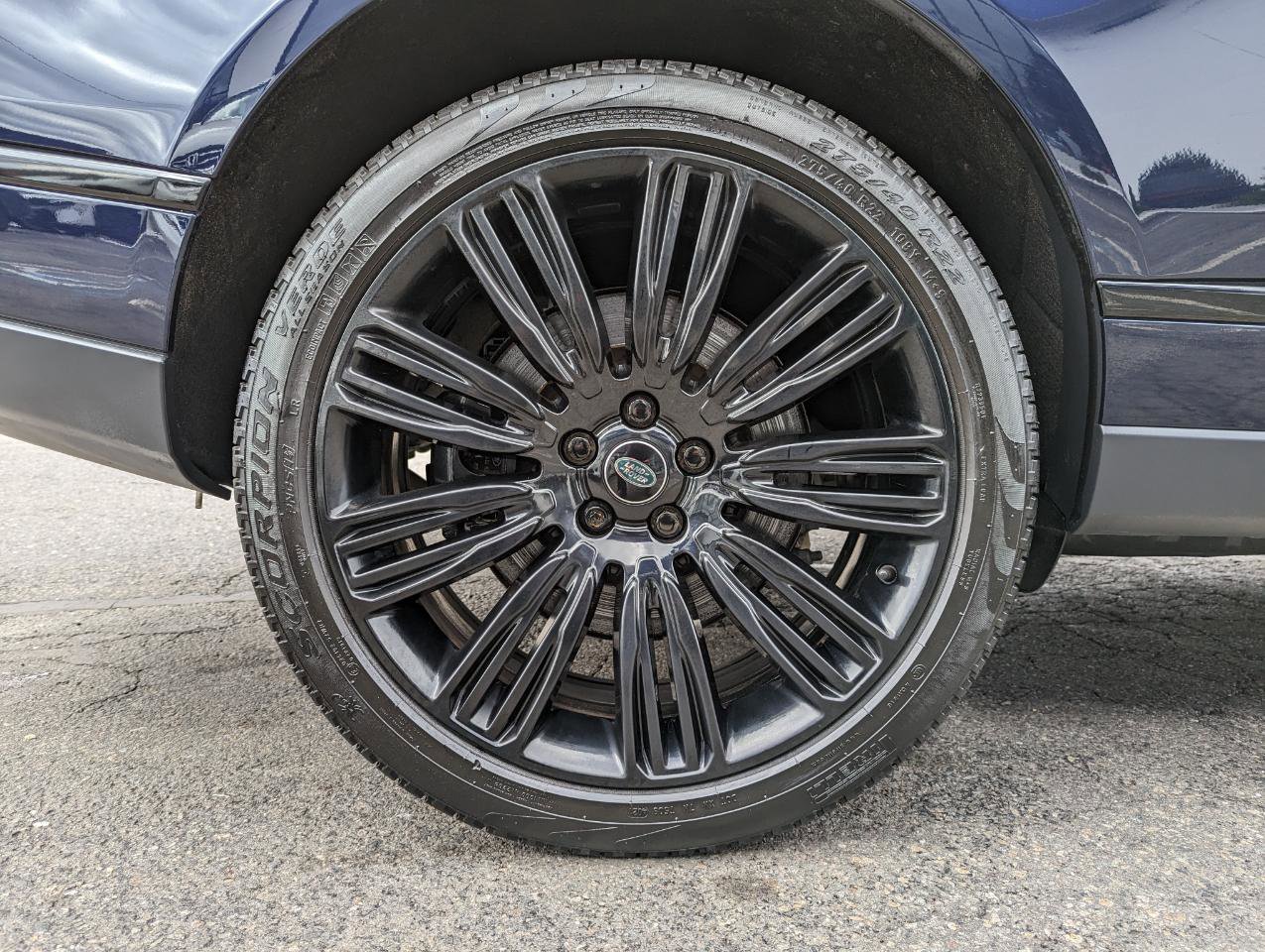 Used 2022 Land Rover Range Rover P525 Westminster Edition image 55