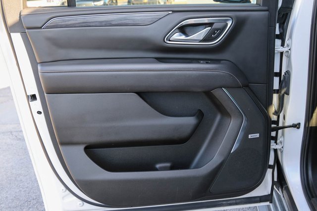 Used 2022 GMC Yukon XL SLT image 17