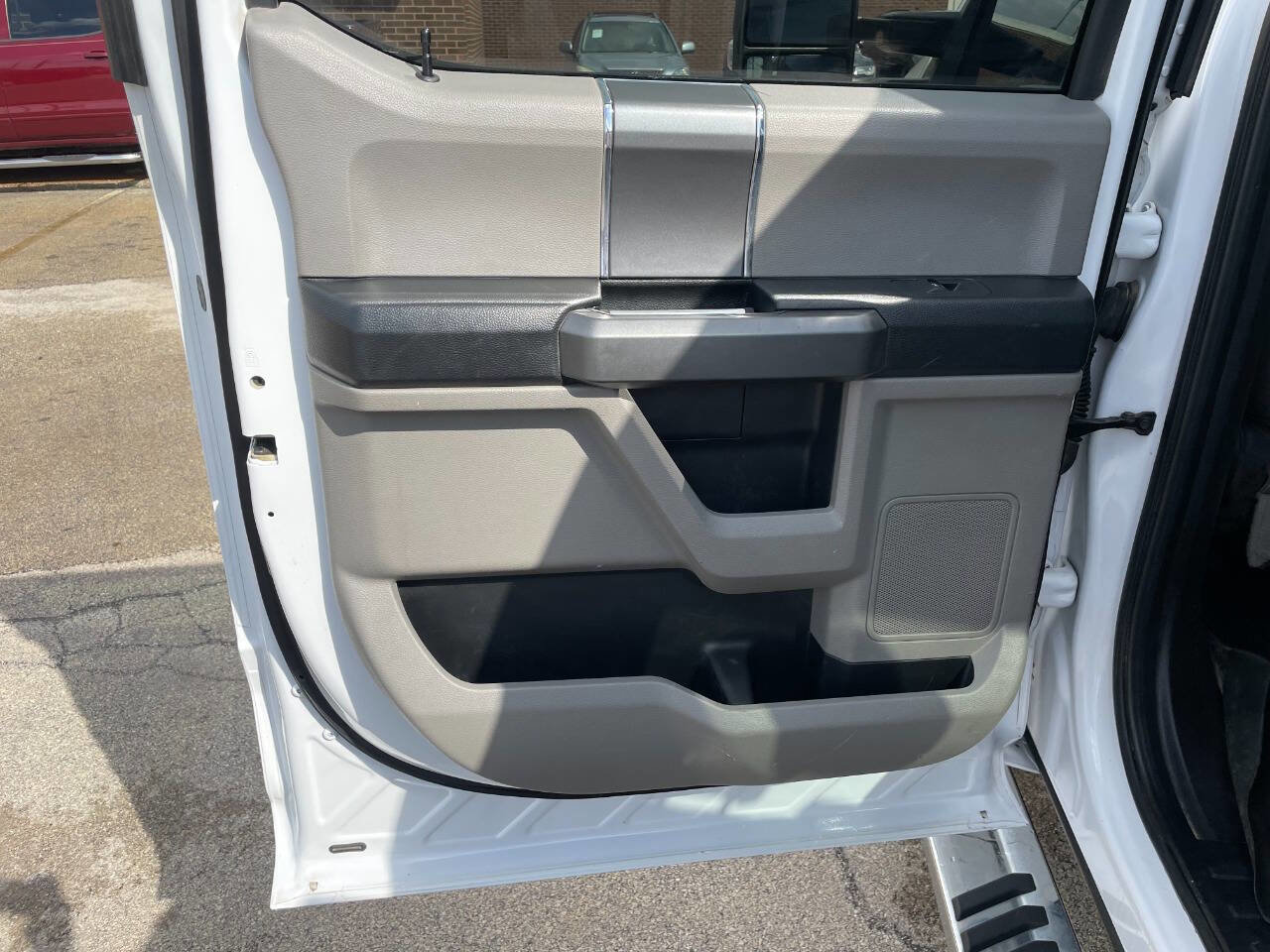 Used 2019 Ford F250 XLT w/ XLT Premium Package image 21