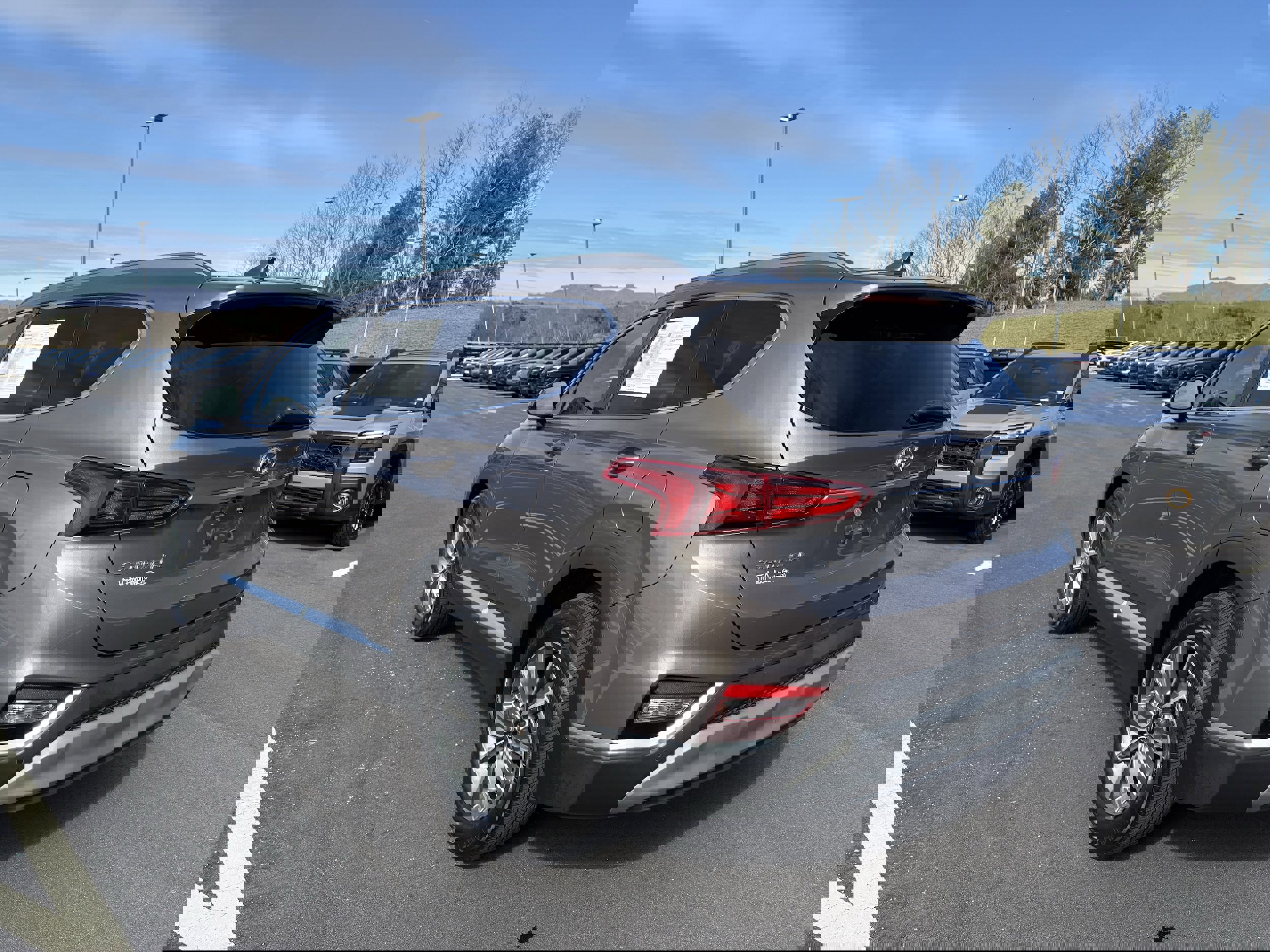 Used 2019 Hyundai Santa Fe SEL image 6