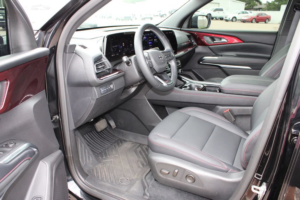 Used 2026 Chevrolet Traverse Z71 w/ Driver Confidence Package AWD/4WD image 15