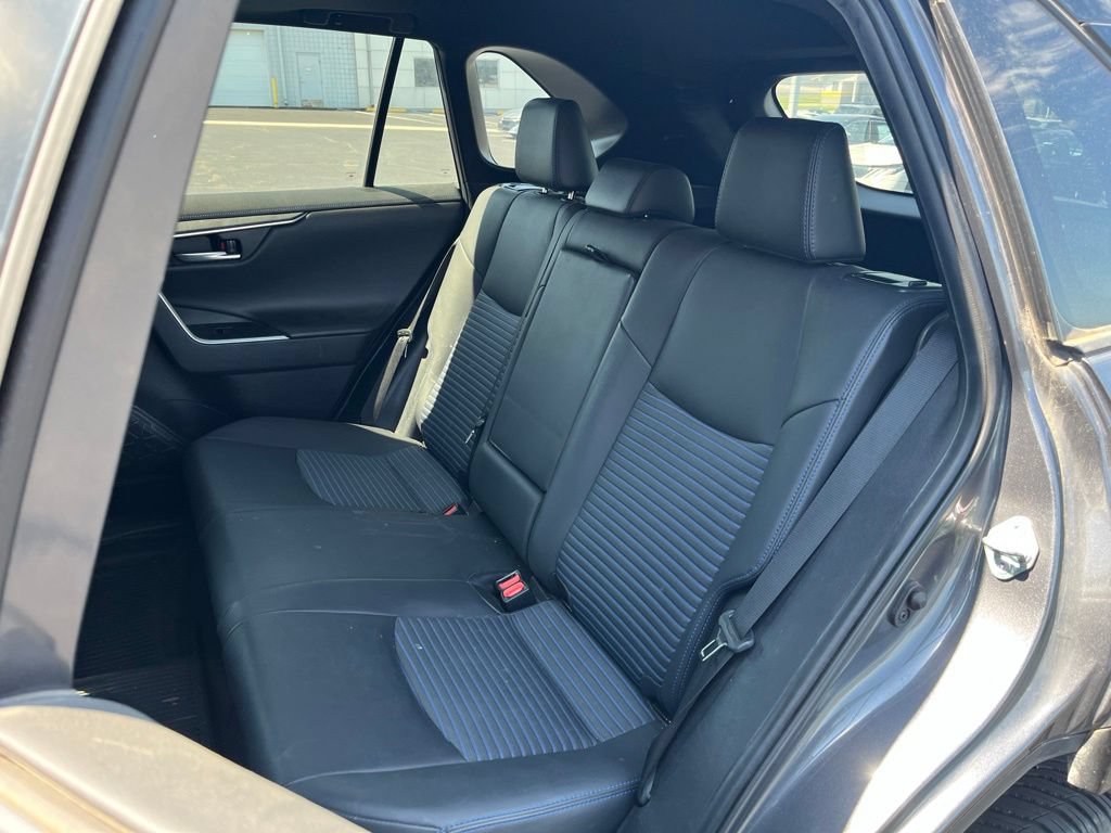 Used 2019 Toyota RAV4 XSE w/ XSE Weather Package AWD/4WD image 20