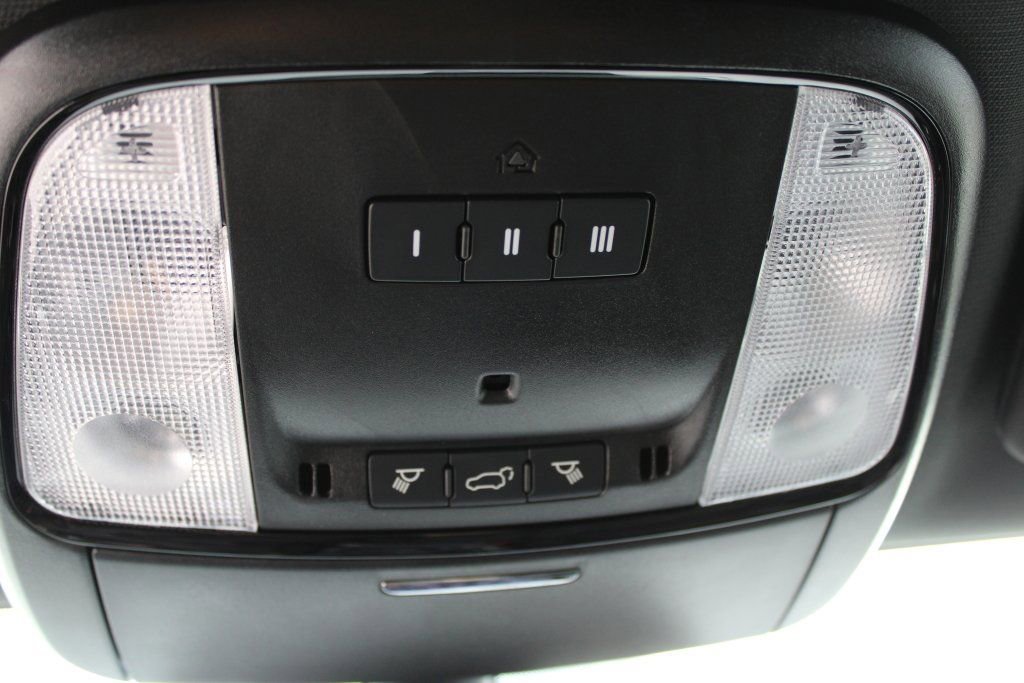 Used 2024 Dodge Durango R/T w/ Blacktop Package image 24