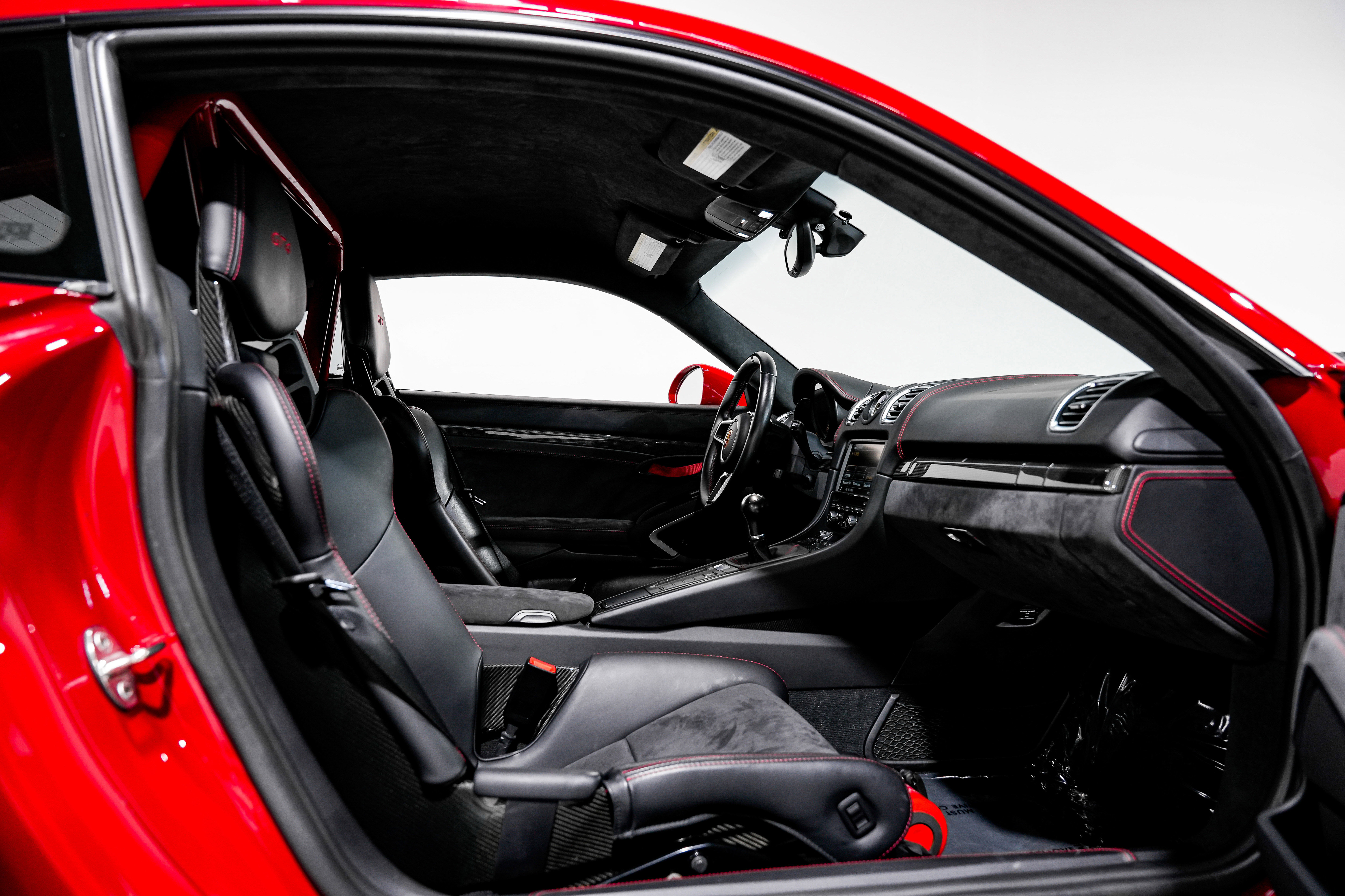 Used 2016 Porsche Cayman GT4 RWD image 26